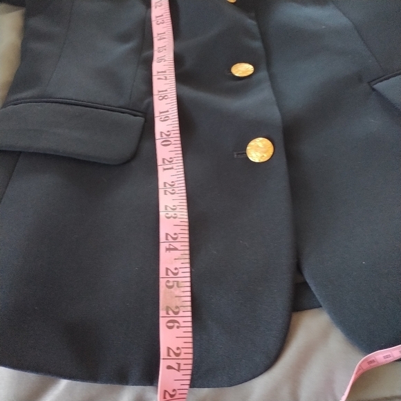 L.L. Bean Navy Single Breasted Classic Traveler Blazer 12P - Picture 4 of 11